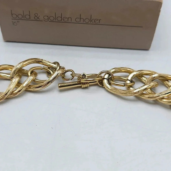 Vintage Avon 1985 Bold & Golden Choker Chain Link Necklace 16" - Picture 3 of 4